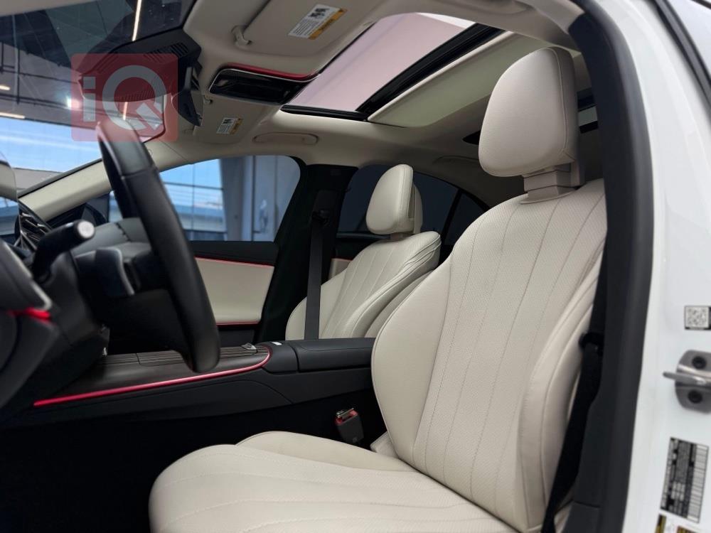 مرسيدس بنز E-Class